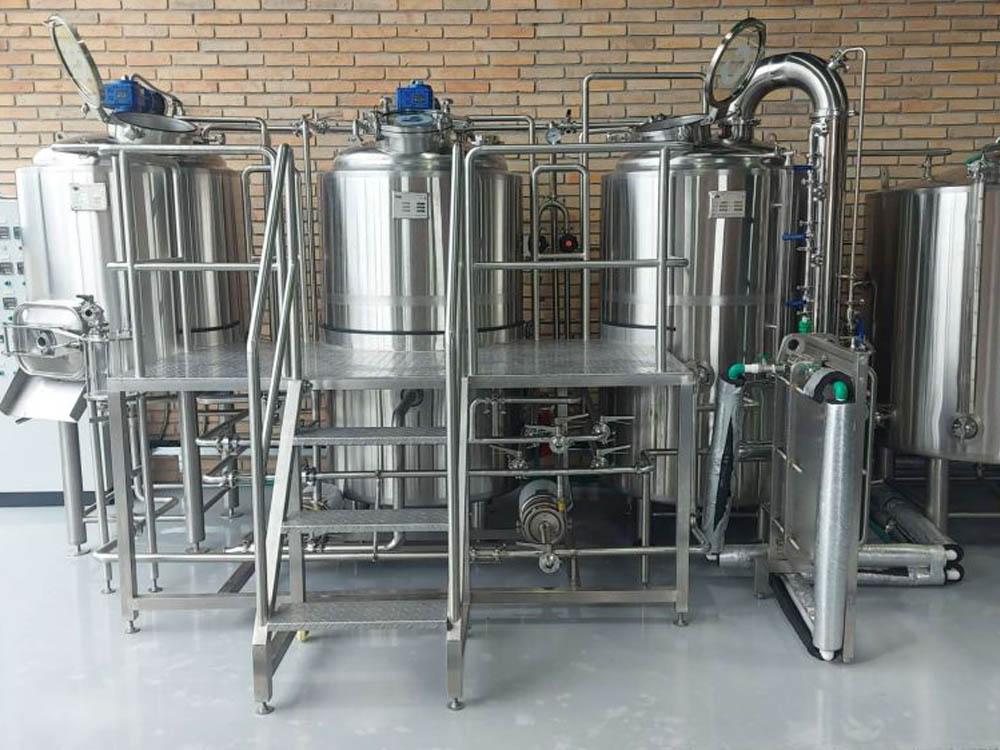<b>Jodoco Belgian Bistro in Ecuador-500L beer brewery equipment by Tiantai</b>